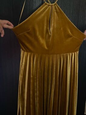 Gianni Bini Mustard Velvet One-Shoulder Pleated Dress